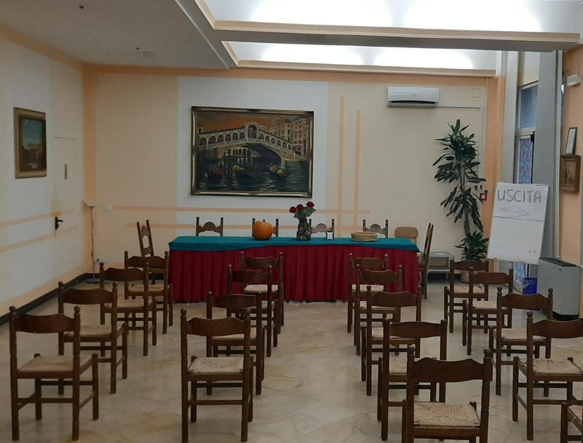 George Hotel Barcellona-Pozzo di Gotto Eksteriør bilde