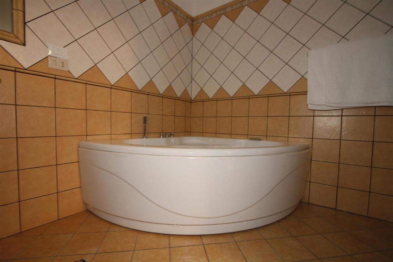 George Hotel Barcellona-Pozzo di Gotto Eksteriør bilde