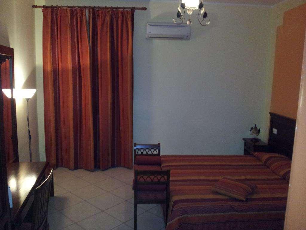 George Hotel Barcellona-Pozzo di Gotto Rom bilde